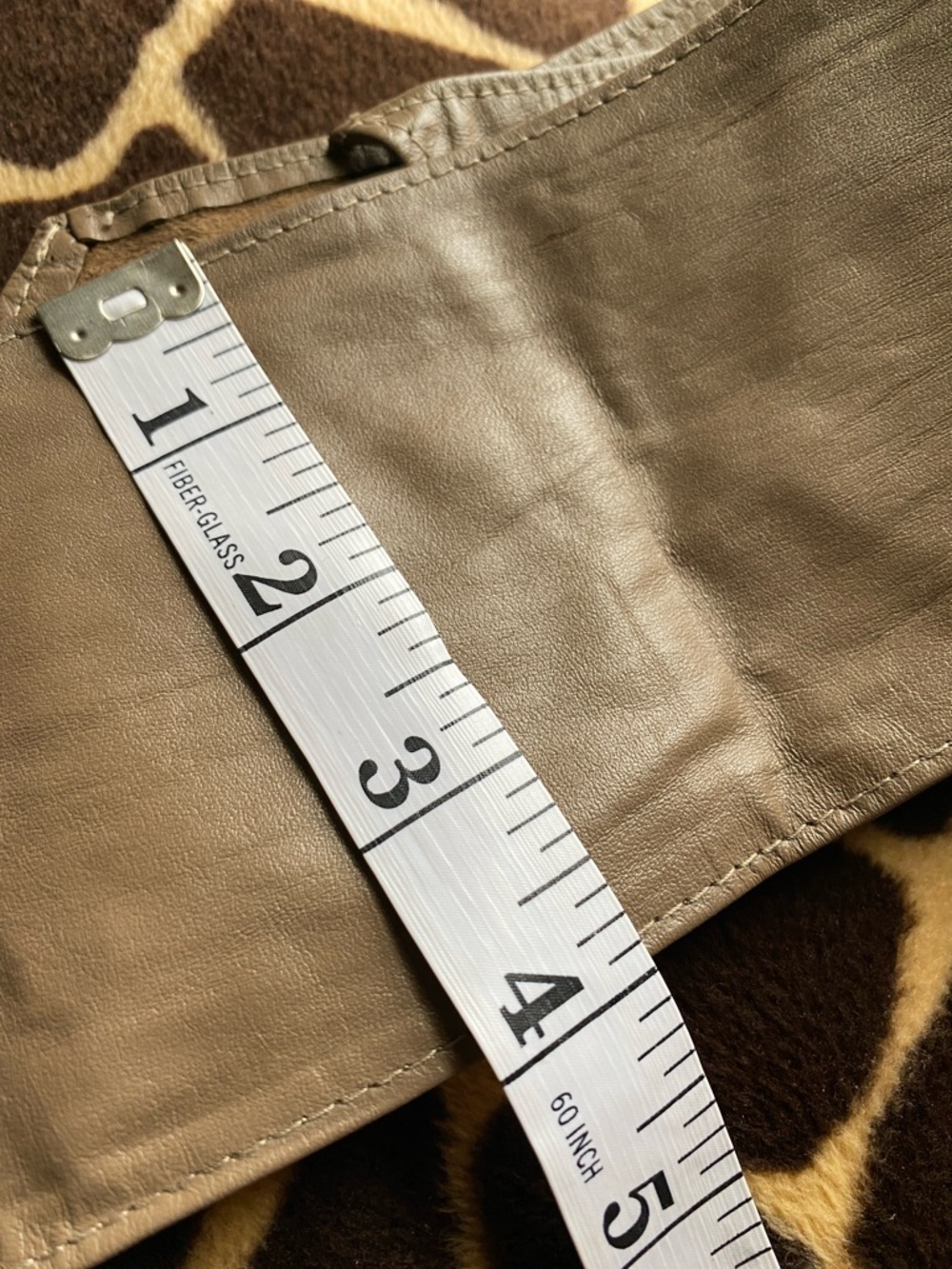 Vintage 80’s Taupe Wrap Around Leather Tie Belt - Picture 8 of 8